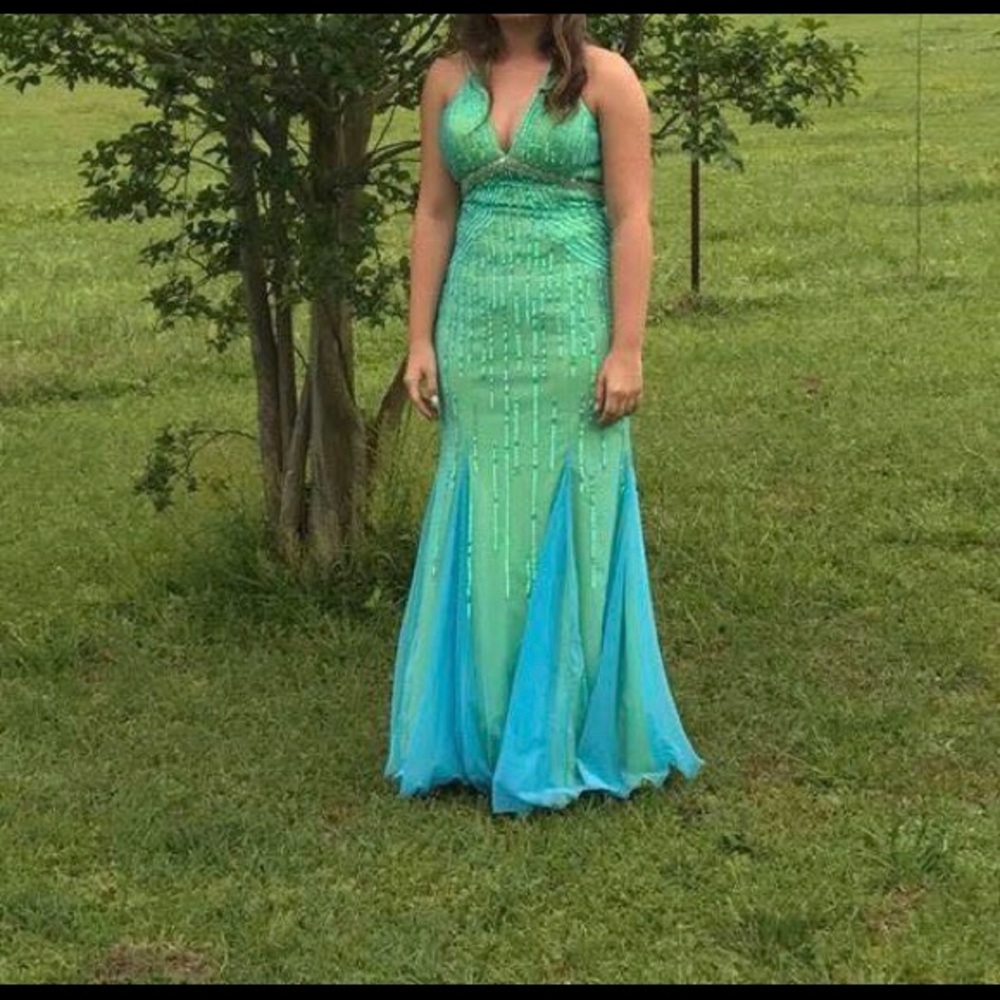 Prom dress